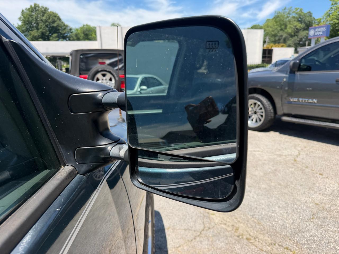 Nissan Titan XE Crew Cab 2WD 2006