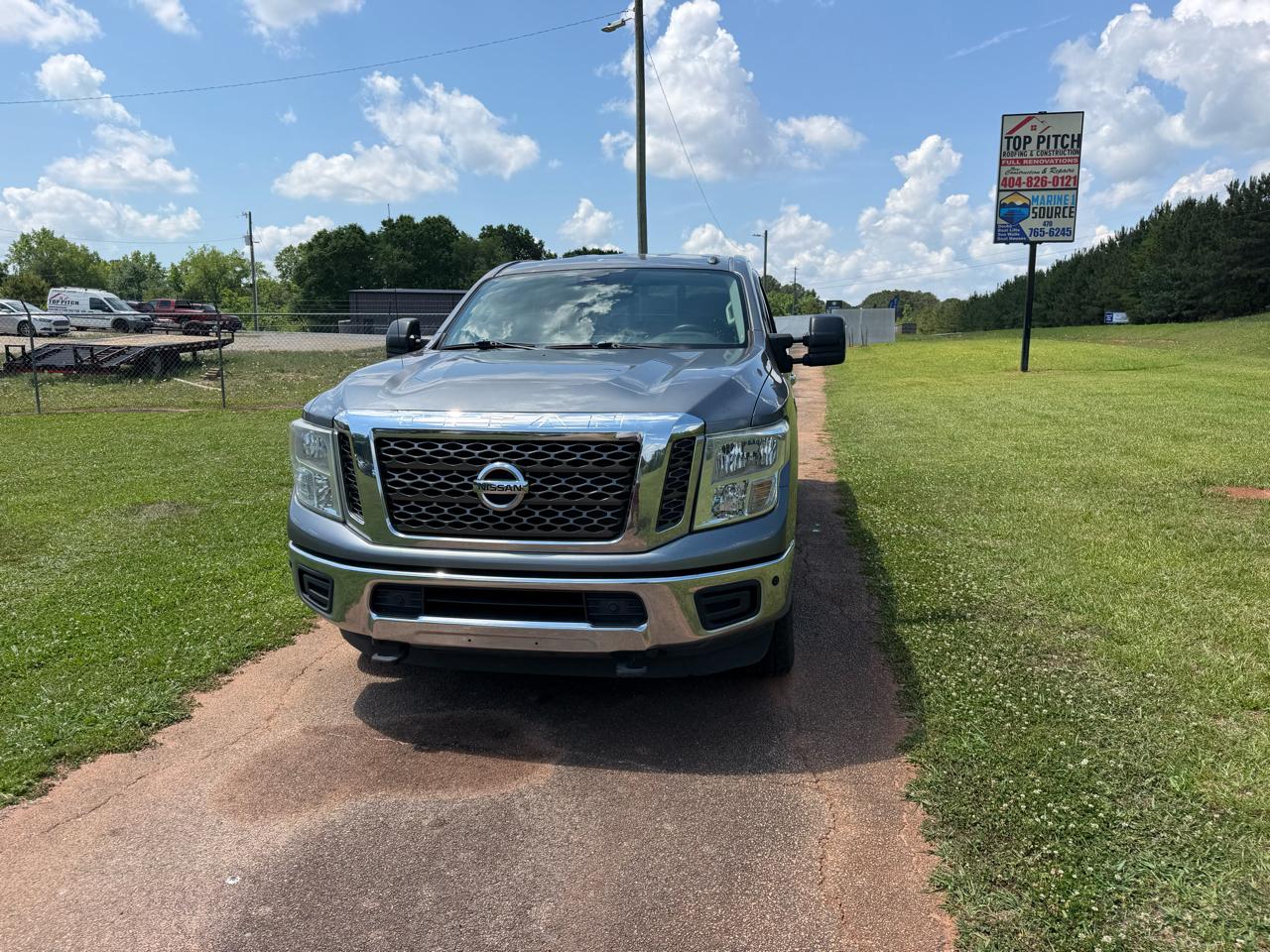Nissan Titan XD SL Crew Cab 4WD 2018