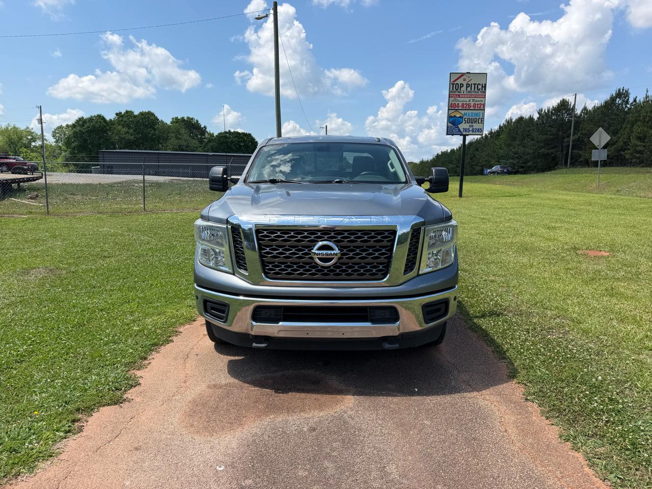 Nissan Titan XD SL Crew Cab 4WD 2018