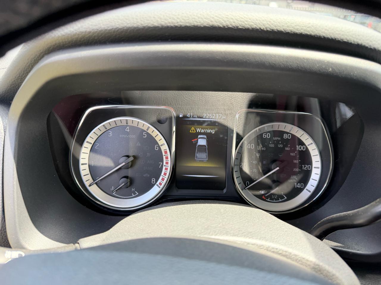 Nissan Titan XD SL Crew Cab 4WD 2018