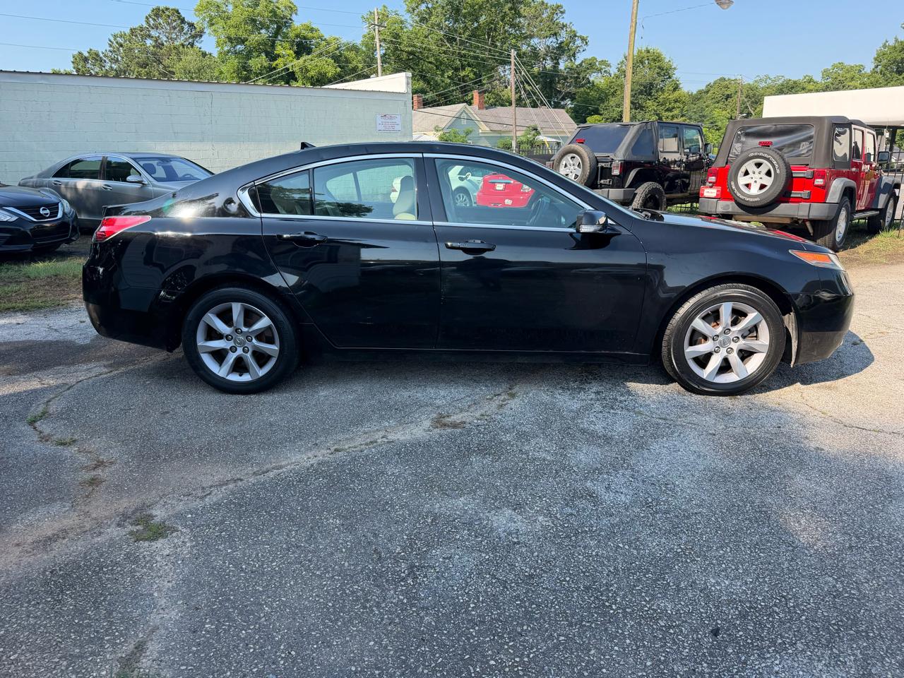 Acura TL 6-Speed AT with Tech Package and 18-In. WP 2014
