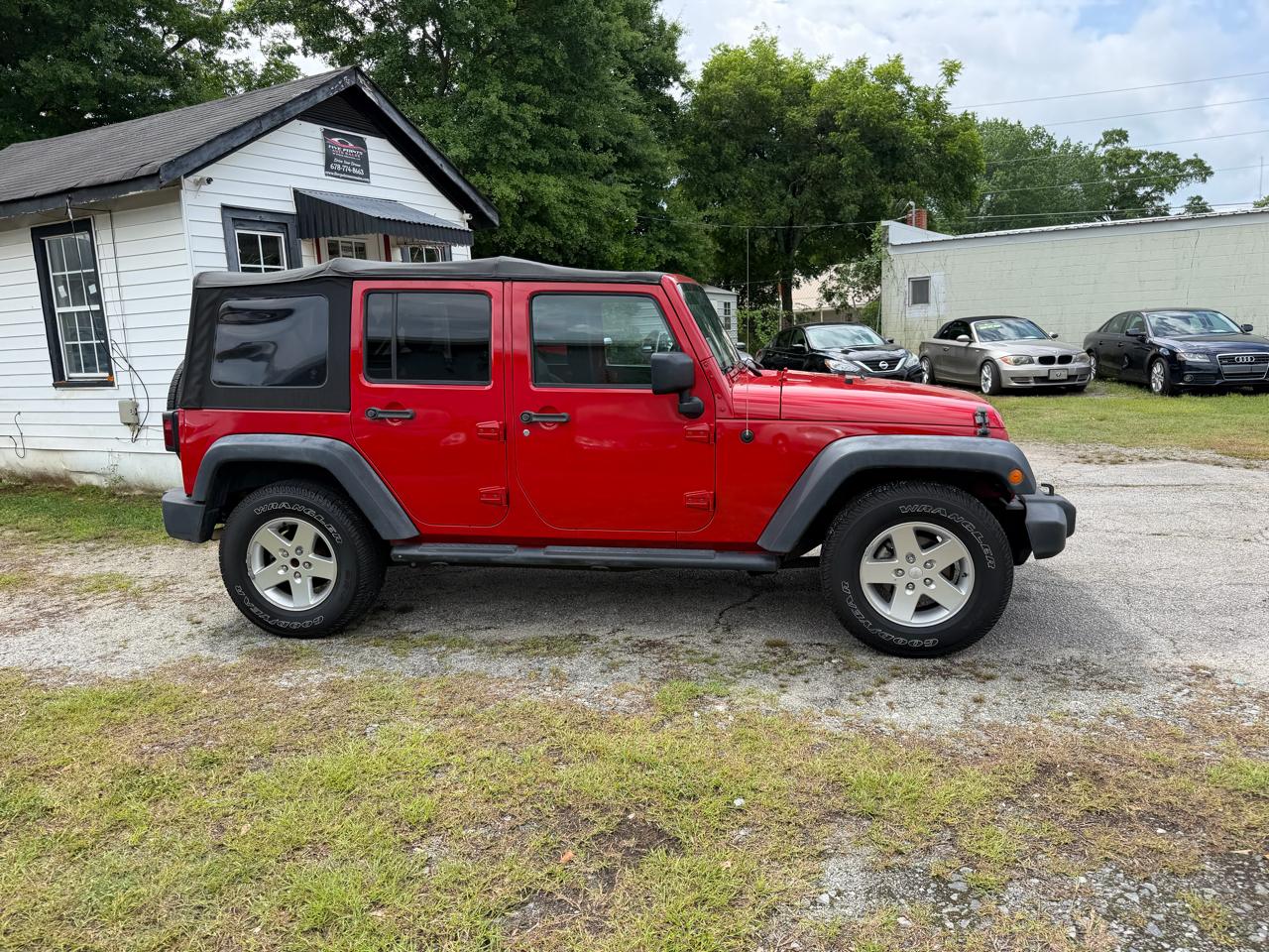 Jeep Wrangler Unlimited Sport RWD 2010