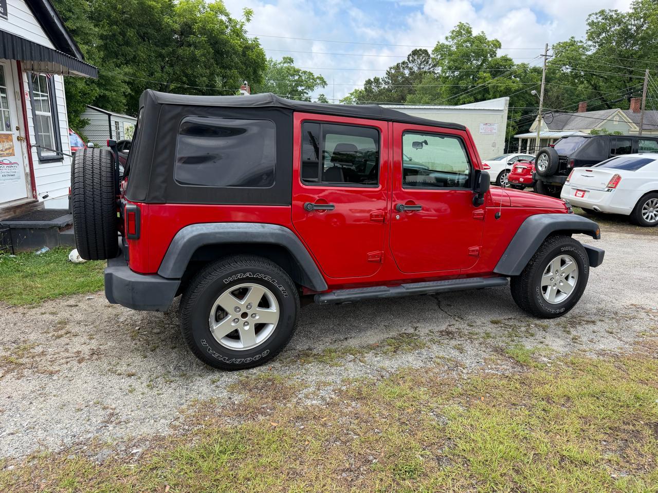 Jeep Wrangler Unlimited Sport RWD 2010