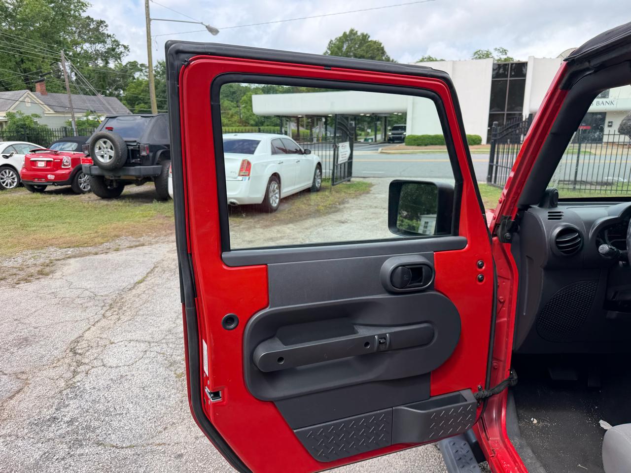 Jeep Wrangler Unlimited Sport RWD 2010
