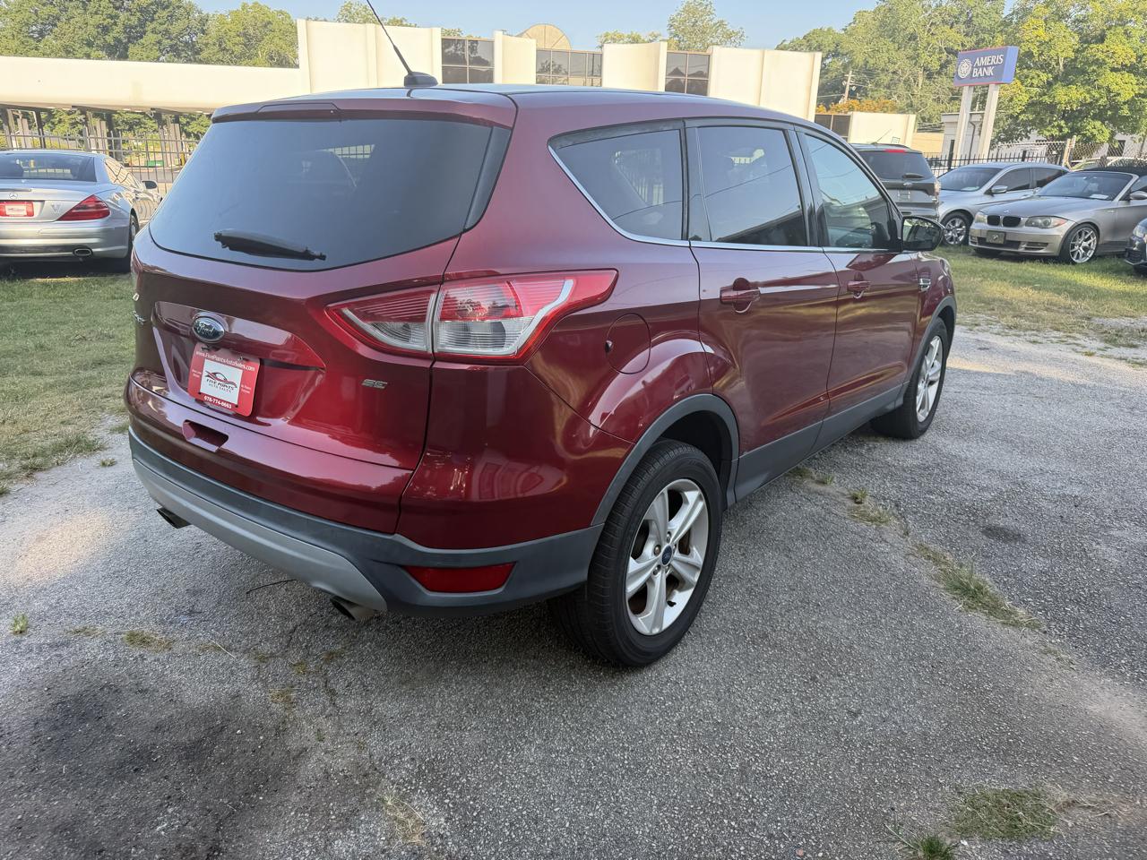 Ford Escape SE FWD 2016