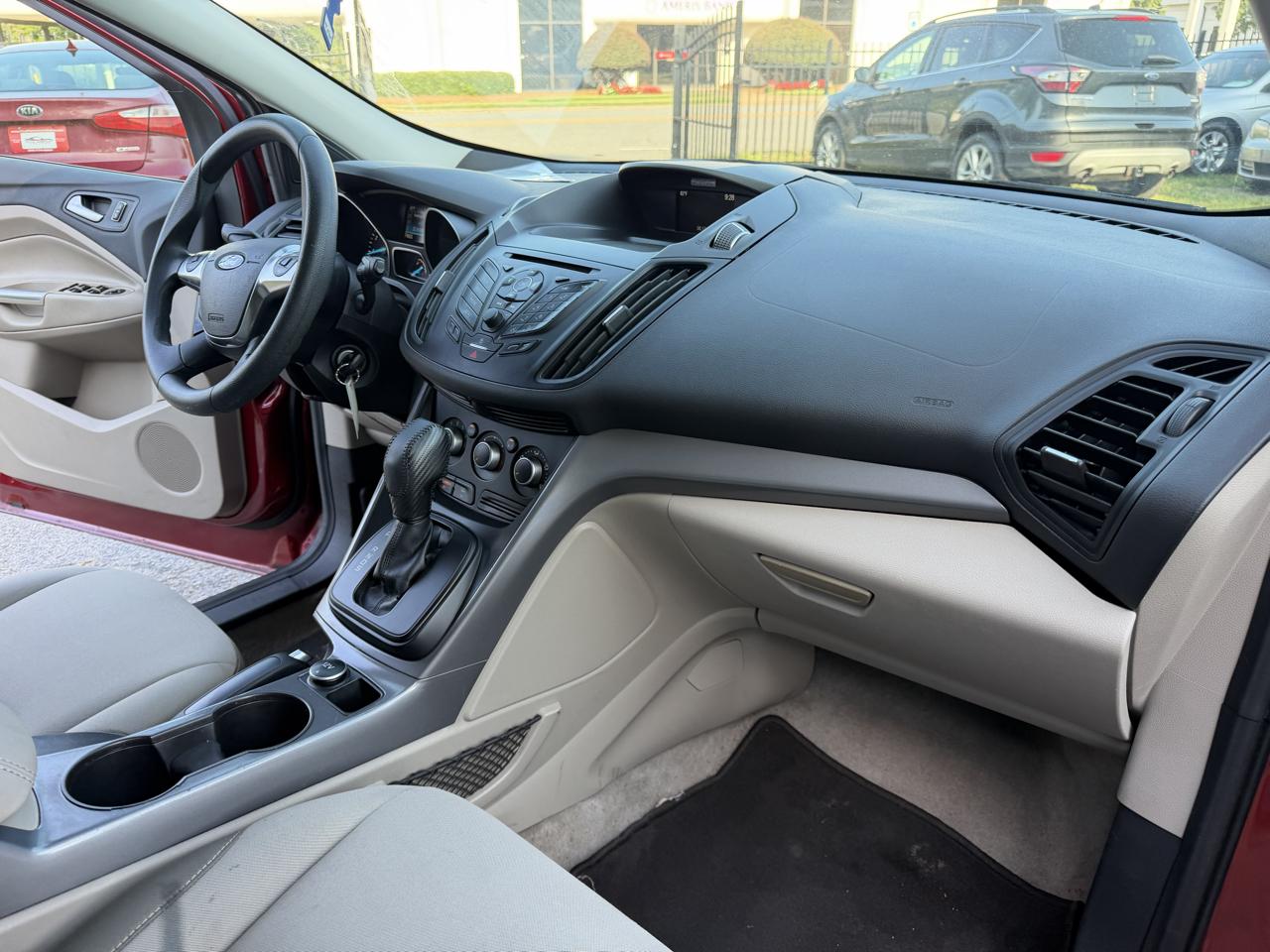 Ford Escape SE FWD 2016