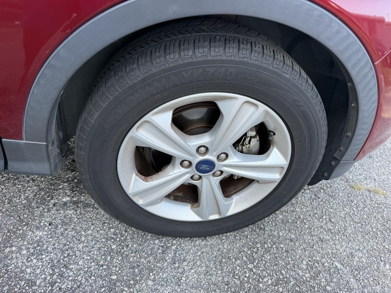 Ford Escape SE FWD 2016