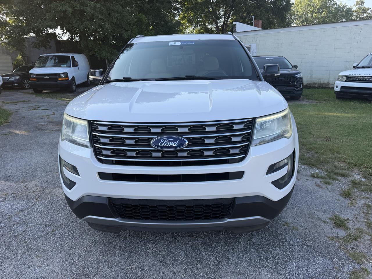 Ford Explorer XLT FWD 2016