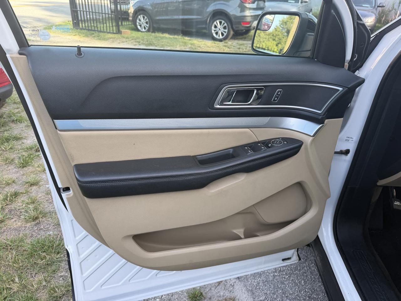 Ford Explorer XLT FWD 2016