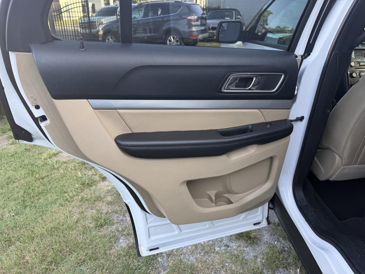 Ford Explorer XLT FWD 2016