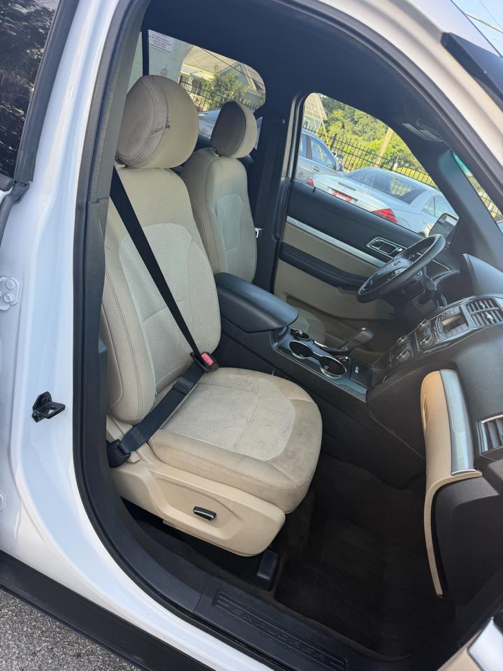 Ford Explorer XLT FWD 2016