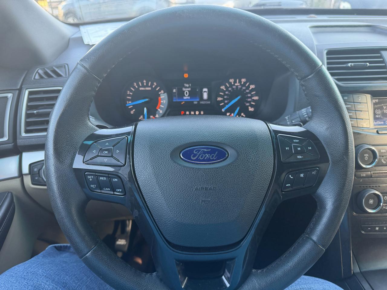 Ford Explorer XLT FWD 2016