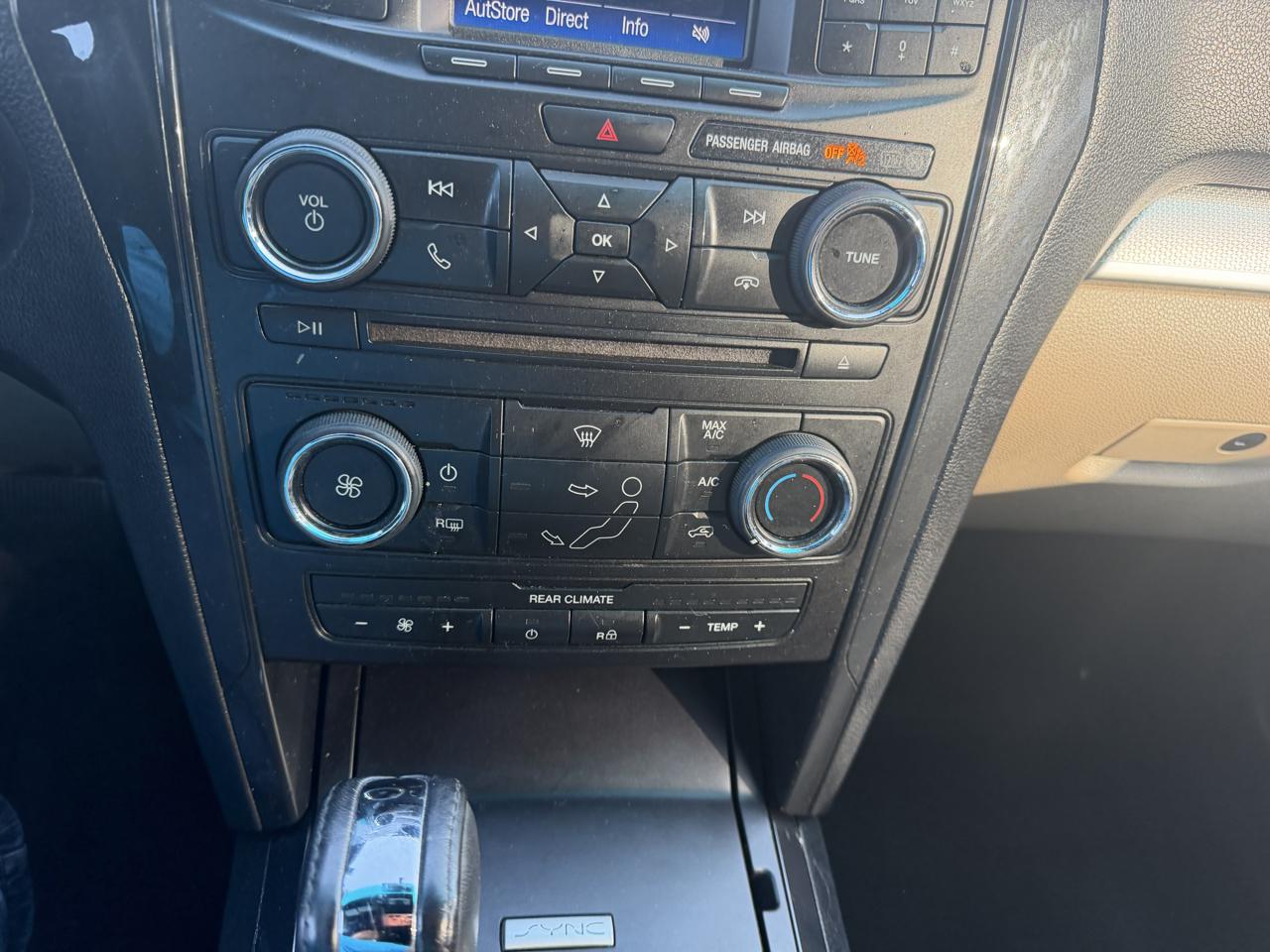 Ford Explorer XLT FWD 2016
