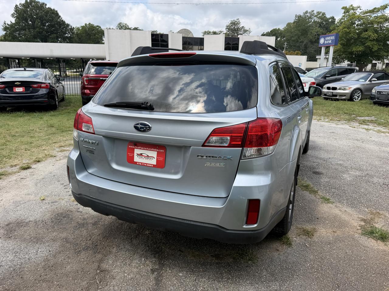 Subaru Outback 2.5i Premium 2013