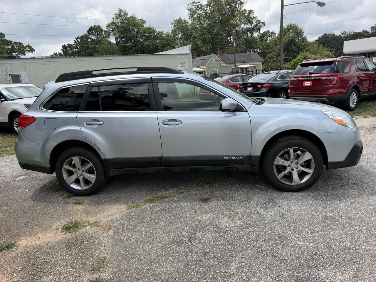 Subaru Outback 2.5i Premium 2013