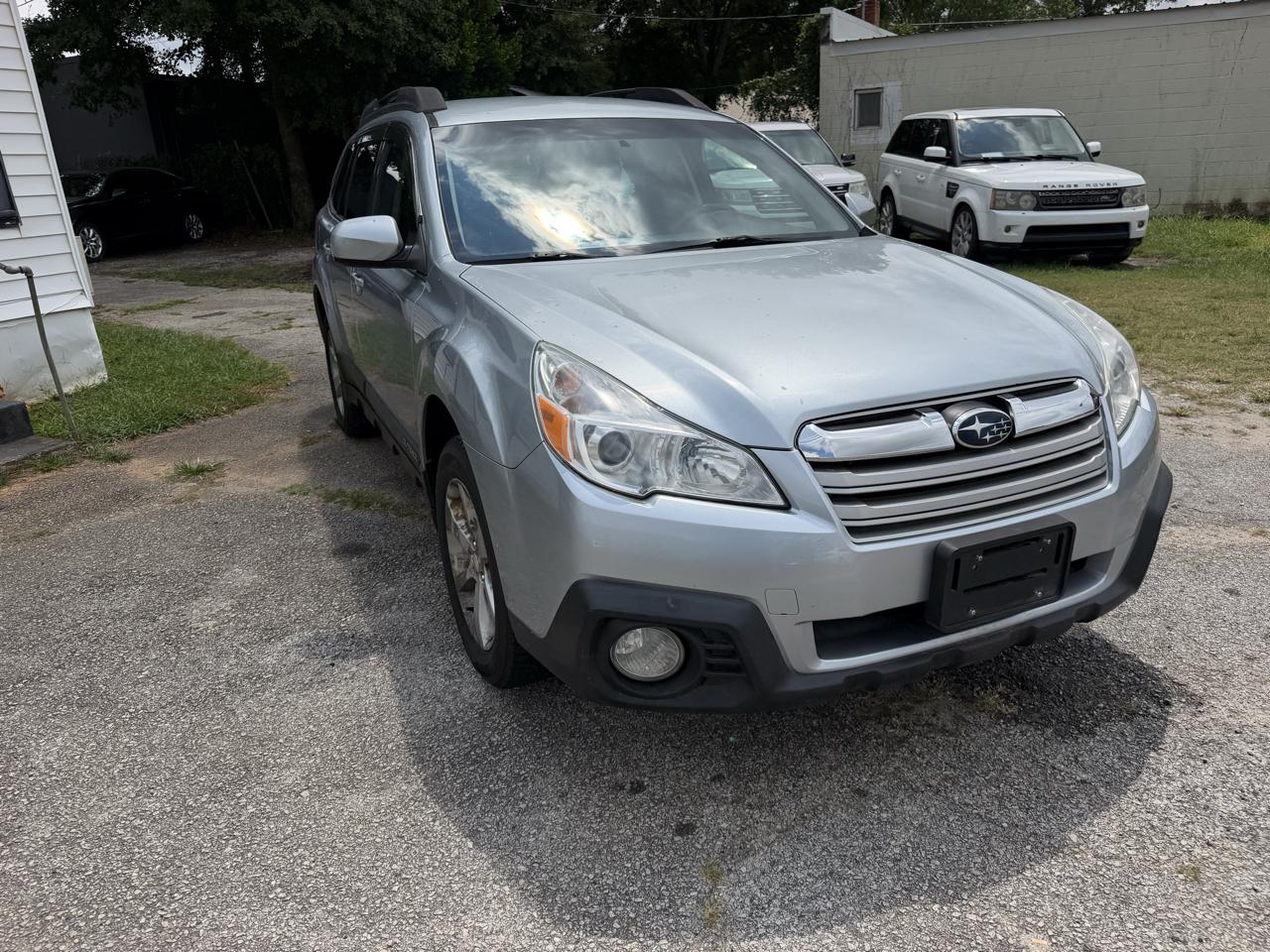 Subaru Outback 2.5i Premium 2013