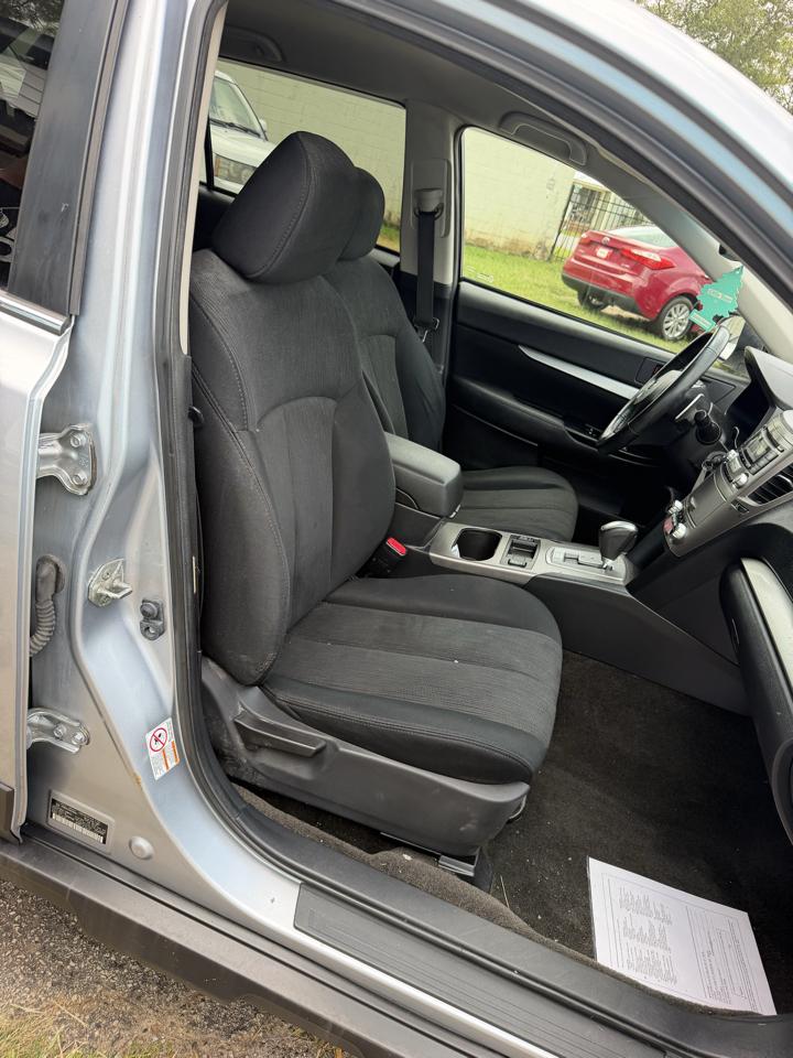 Subaru Outback 2.5i Premium 2013