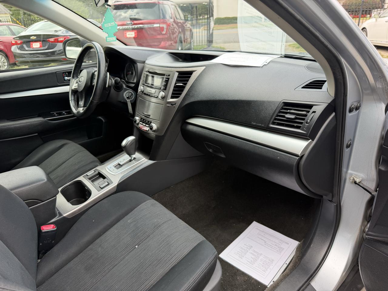 Subaru Outback 2.5i Premium 2013