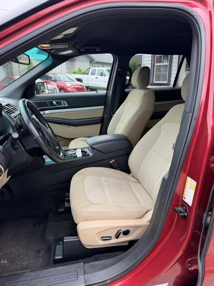 Ford Explorer XLT FWD 2016