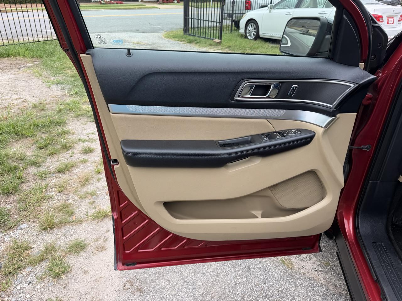 Ford Explorer XLT FWD 2016
