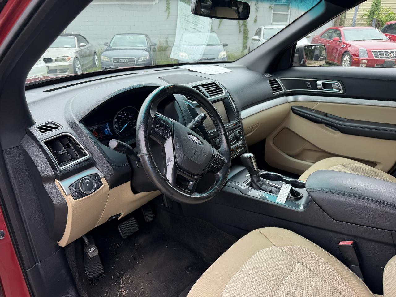 Ford Explorer XLT FWD 2016