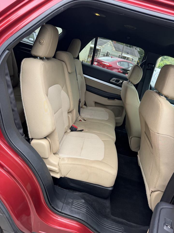 Ford Explorer XLT FWD 2016