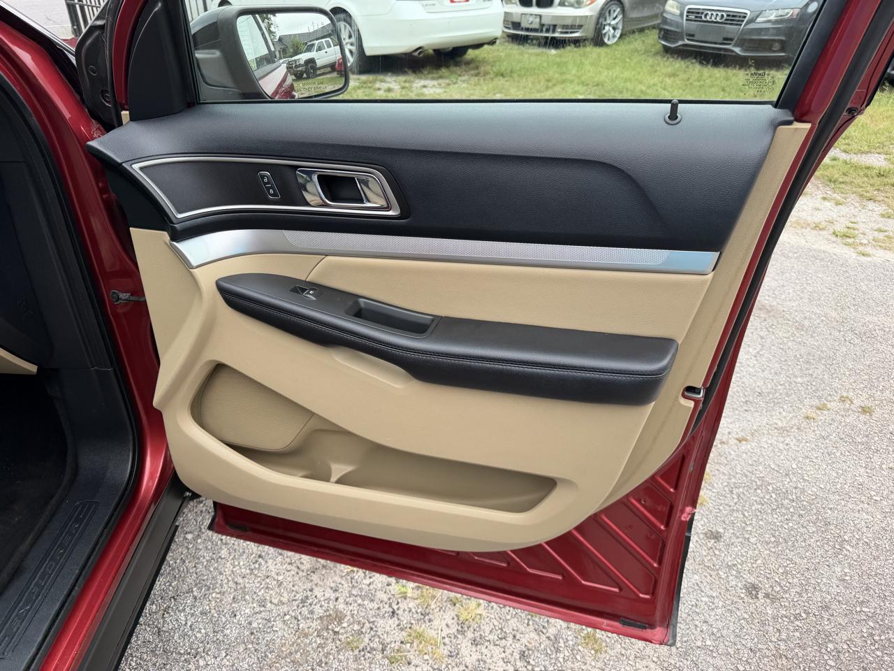 Ford Explorer XLT FWD 2016