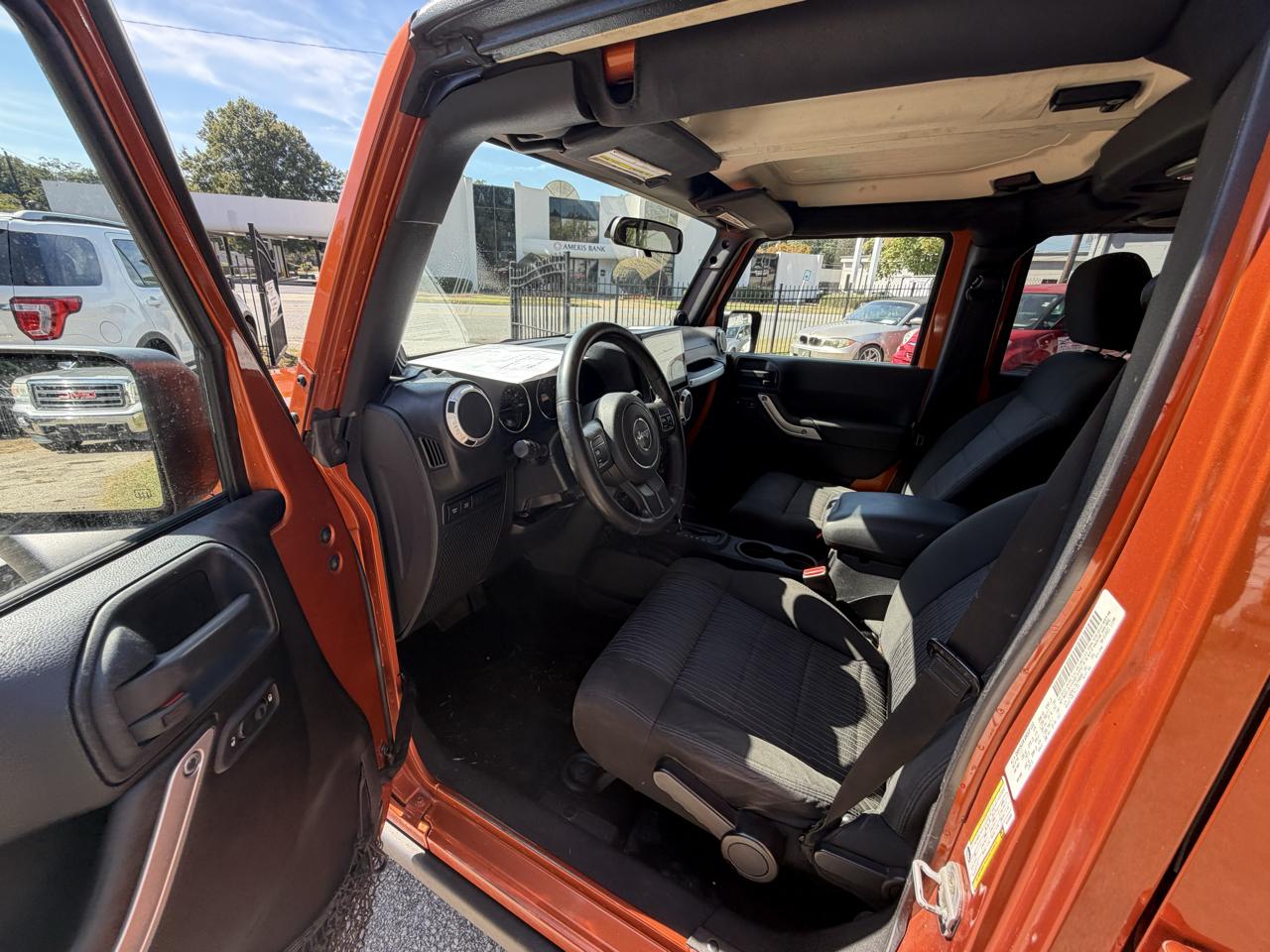 Jeep Wrangler Unlimited Rubicon 4WD 2011