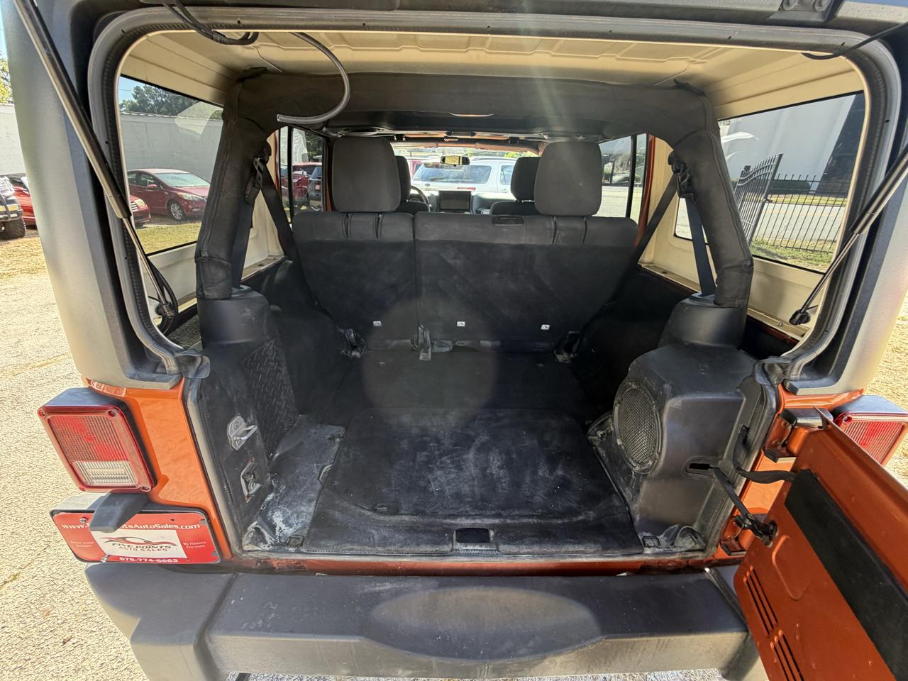 Jeep Wrangler Unlimited Rubicon 4WD 2011