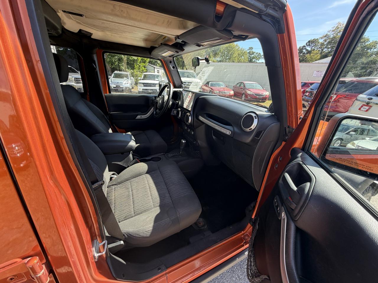 Jeep Wrangler Unlimited Rubicon 4WD 2011