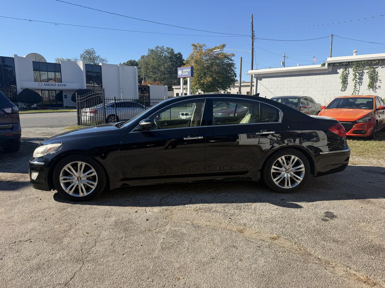 Hyundai Genesis 3.8L 2013
