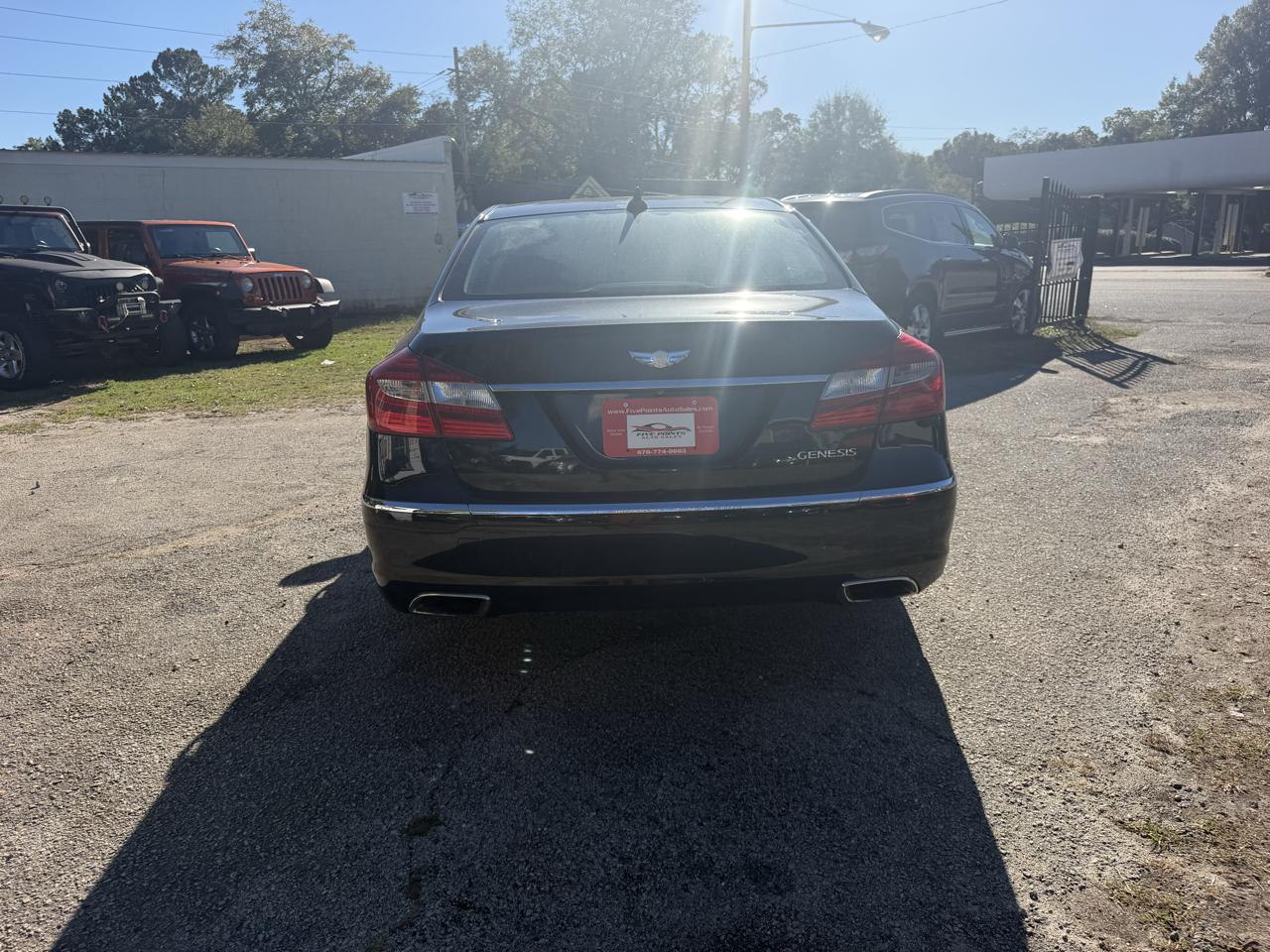 Hyundai Genesis 3.8L 2013