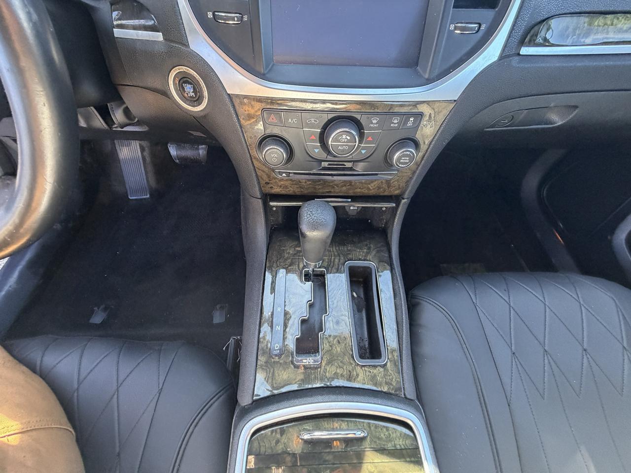 Chrysler 300 C RWD 2012