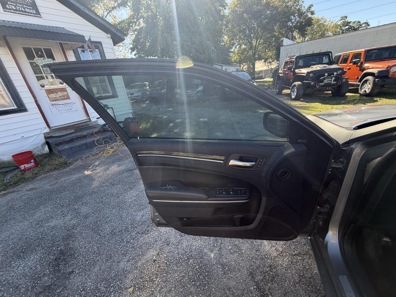 Chrysler 300 C RWD 2012