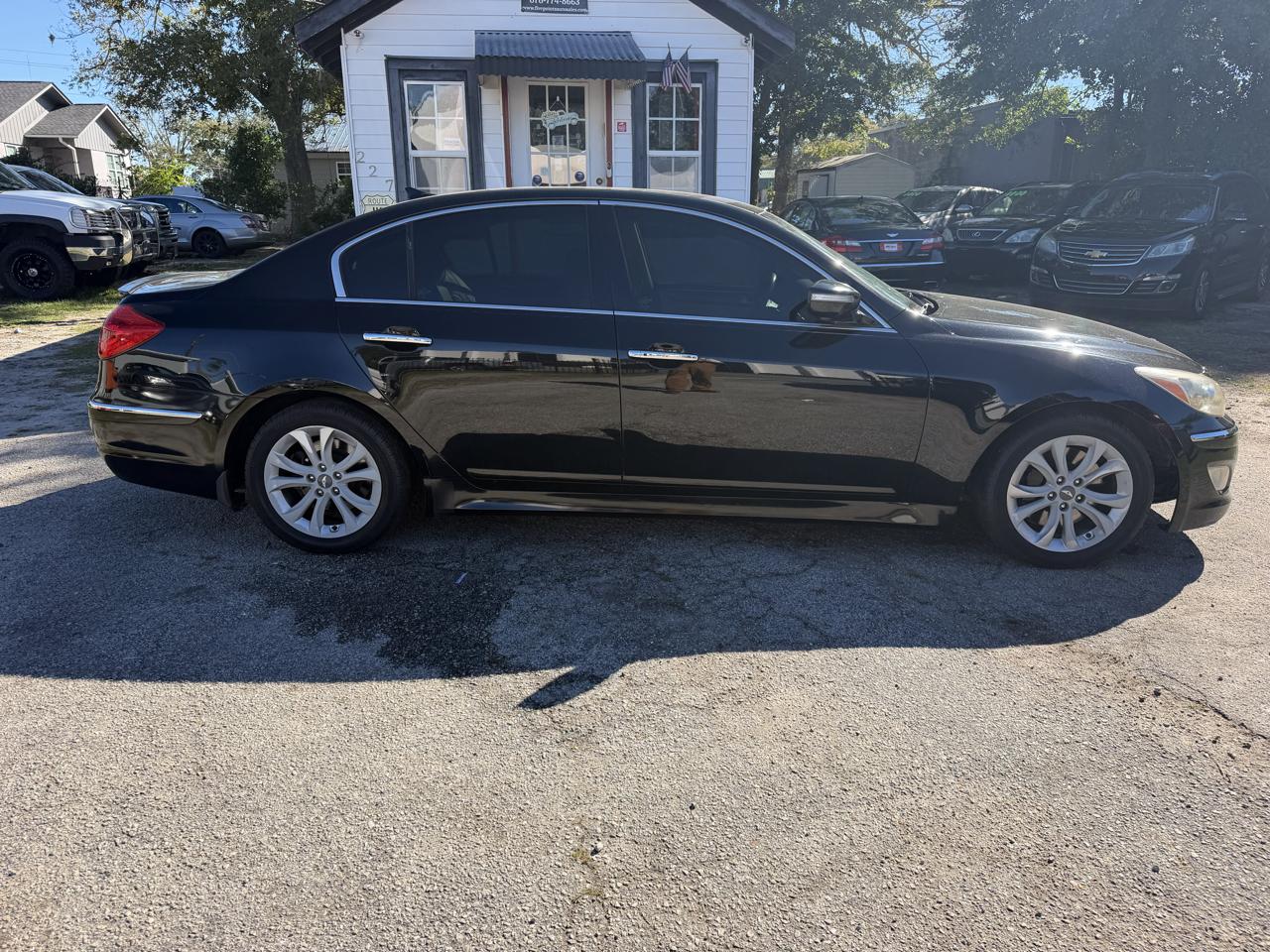 Hyundai Genesis 3.8L 2013