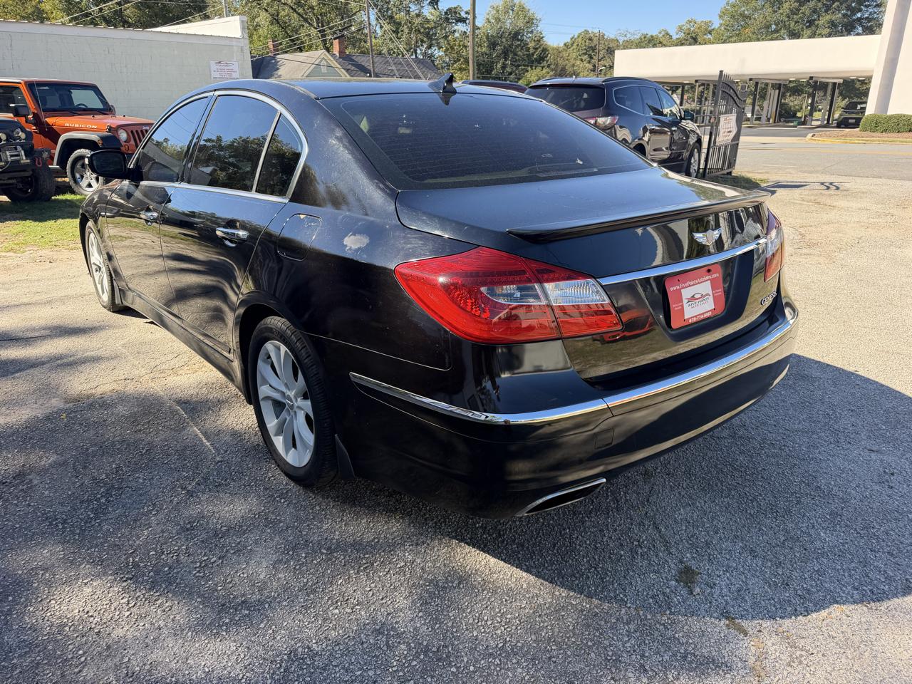 Hyundai Genesis 3.8L 2013