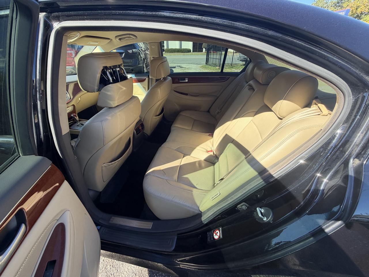 Hyundai Genesis 3.8L 2013