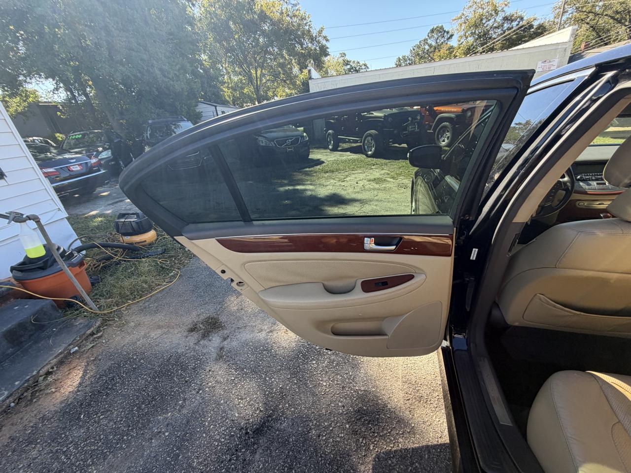 Hyundai Genesis 3.8L 2013