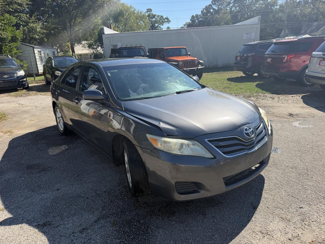 Toyota Camry Base 6-Spd AT 2011