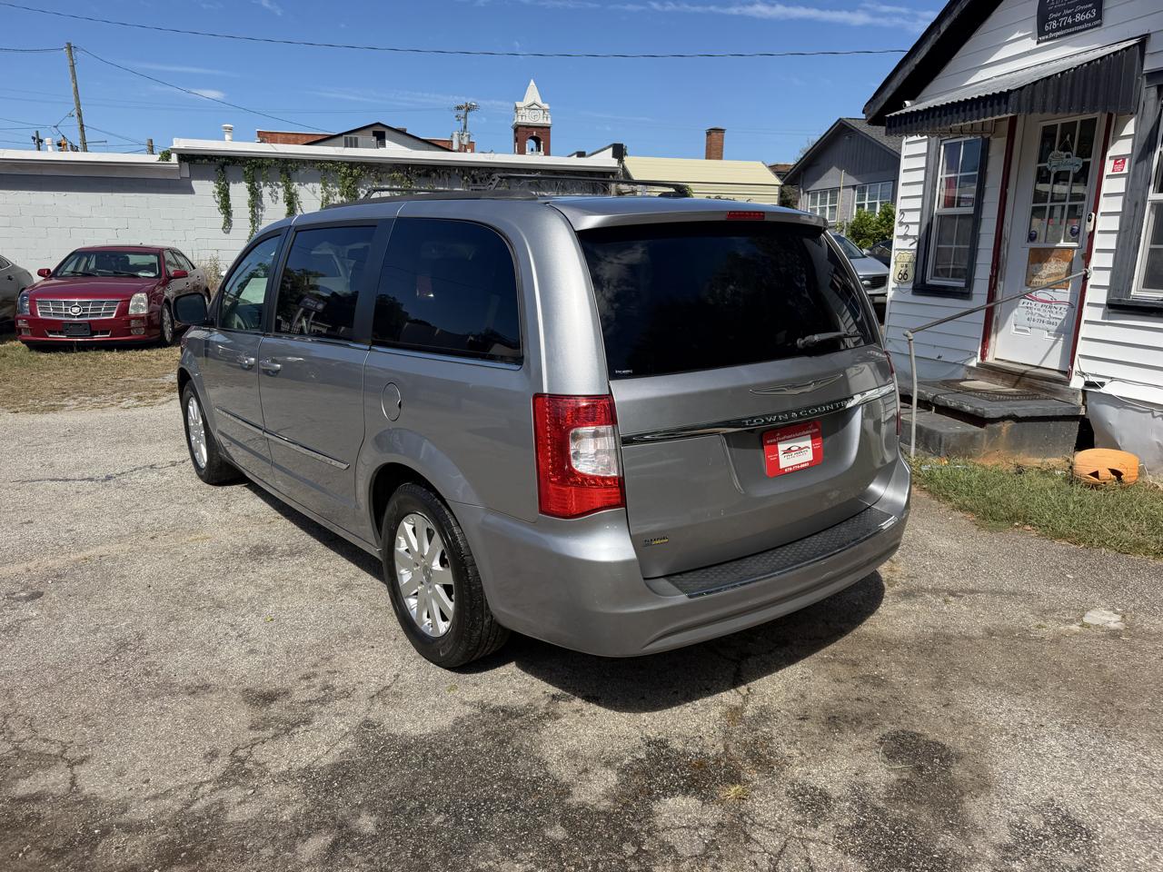 Chrysler Town & Country Touring 2016