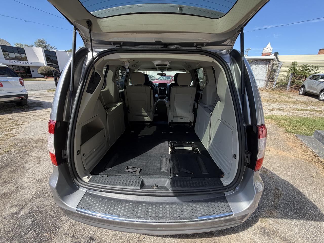Chrysler Town & Country Touring 2016