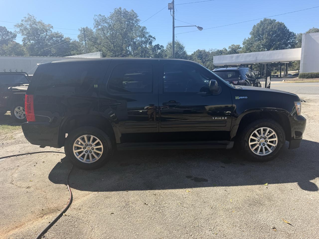 Chevrolet Tahoe Hybrid 4WD 2013