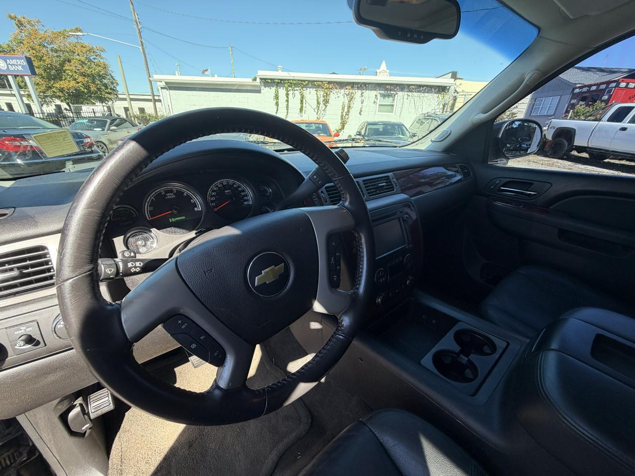 Chevrolet Tahoe Hybrid 4WD 2013