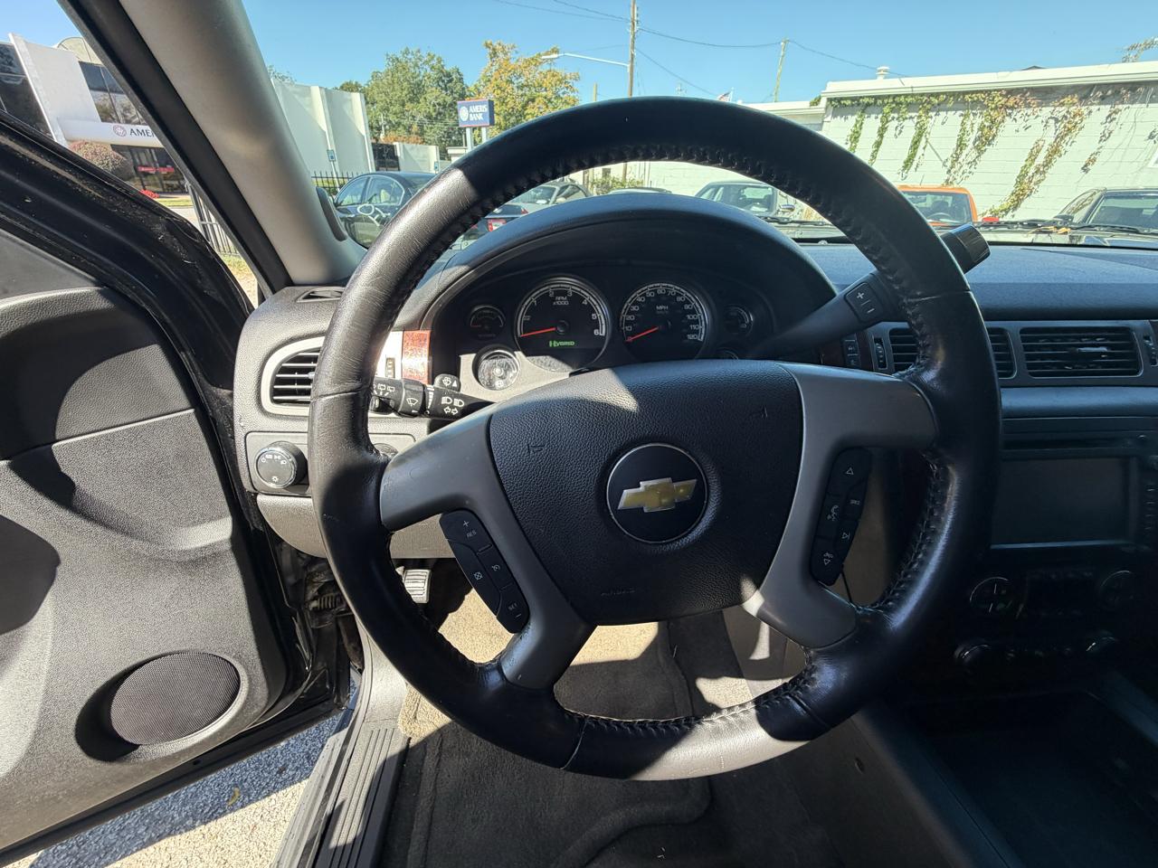 Chevrolet Tahoe Hybrid 4WD 2013