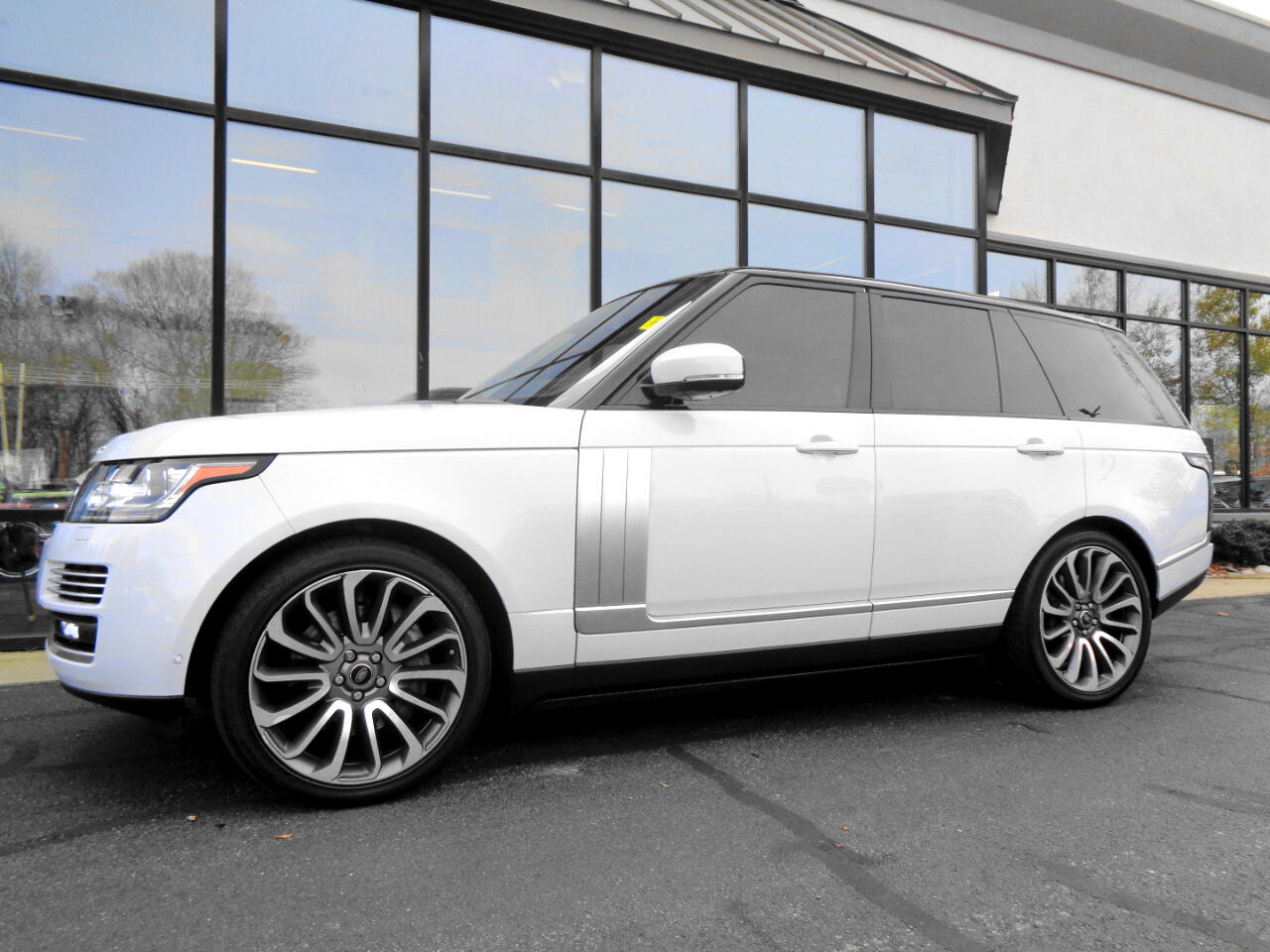 Land Rover Range Rover 4WD 4dr Autobiography 2016