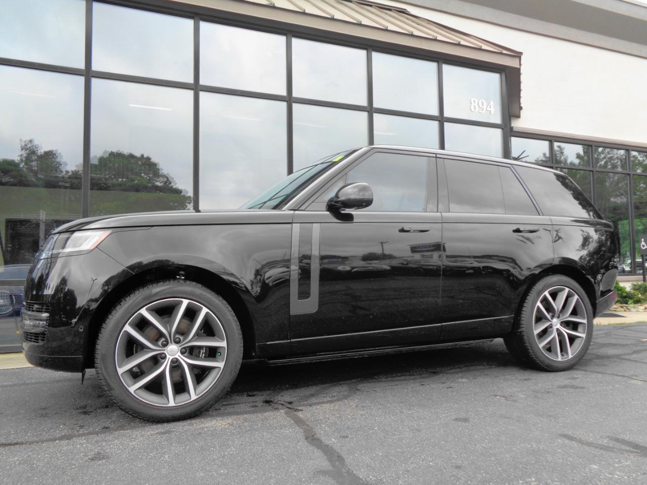 2024 Land Rover Range Rover P530 SE SWB