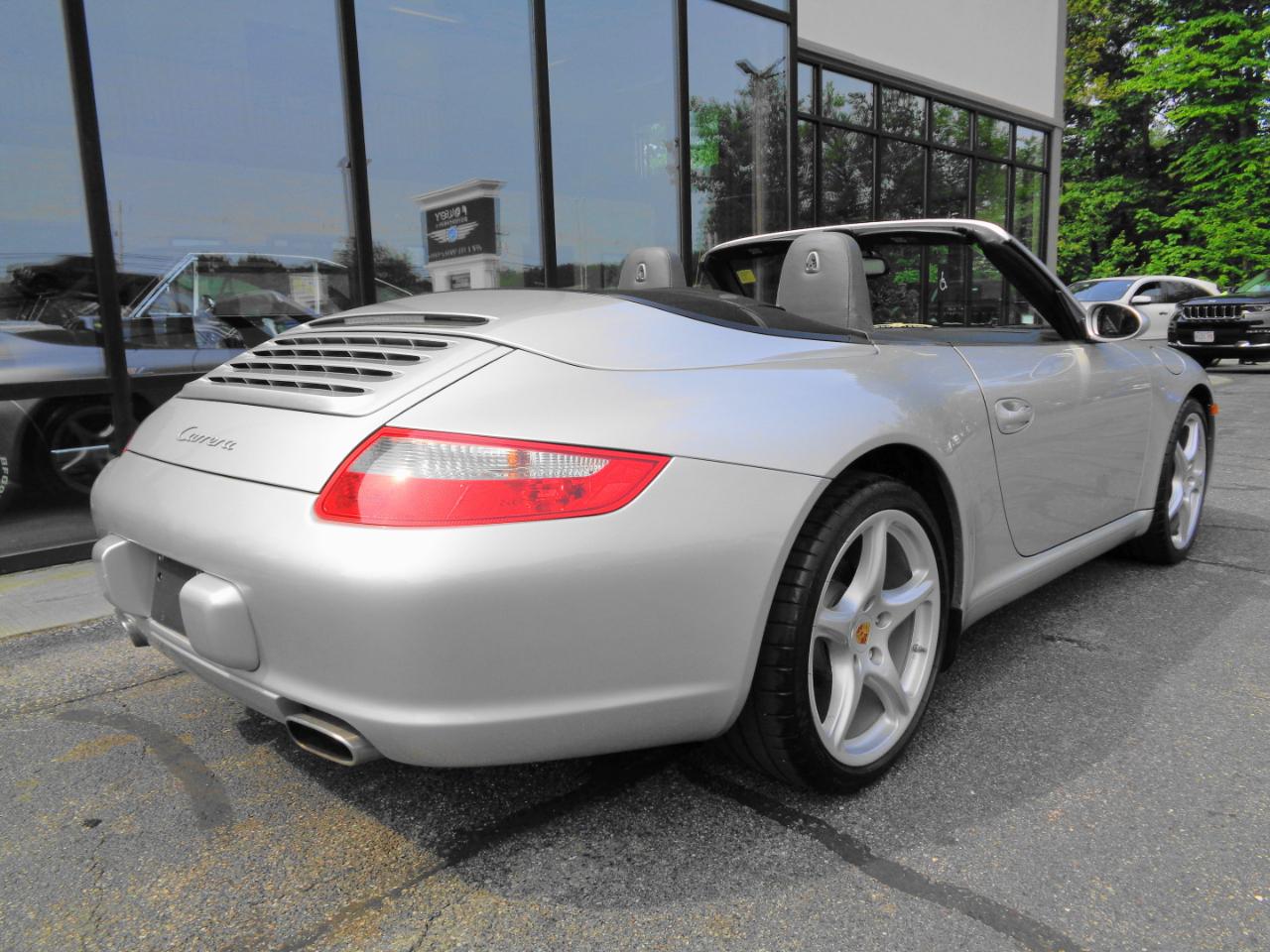 Porsche 911 2dr Cabriolet Carrera 2007