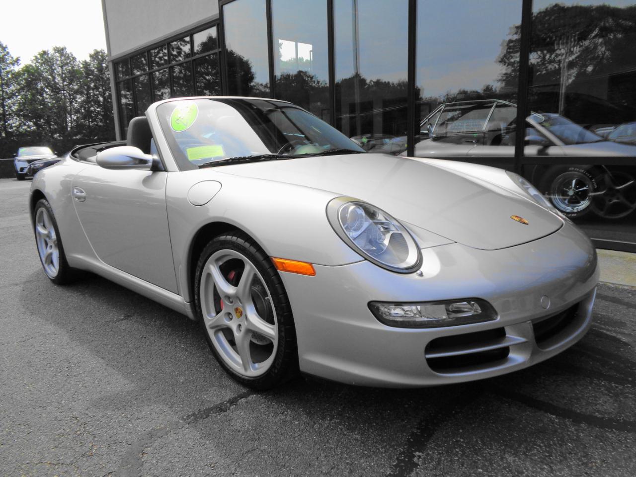 Porsche 911 2dr Cabriolet Carrera 2007