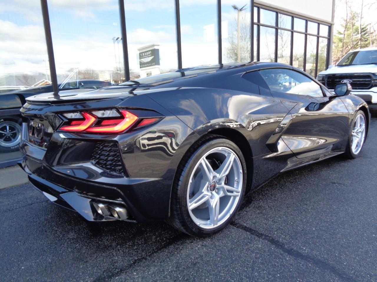 Chevrolet Corvette 2dr Stingray Cpe w/1LT 2024
