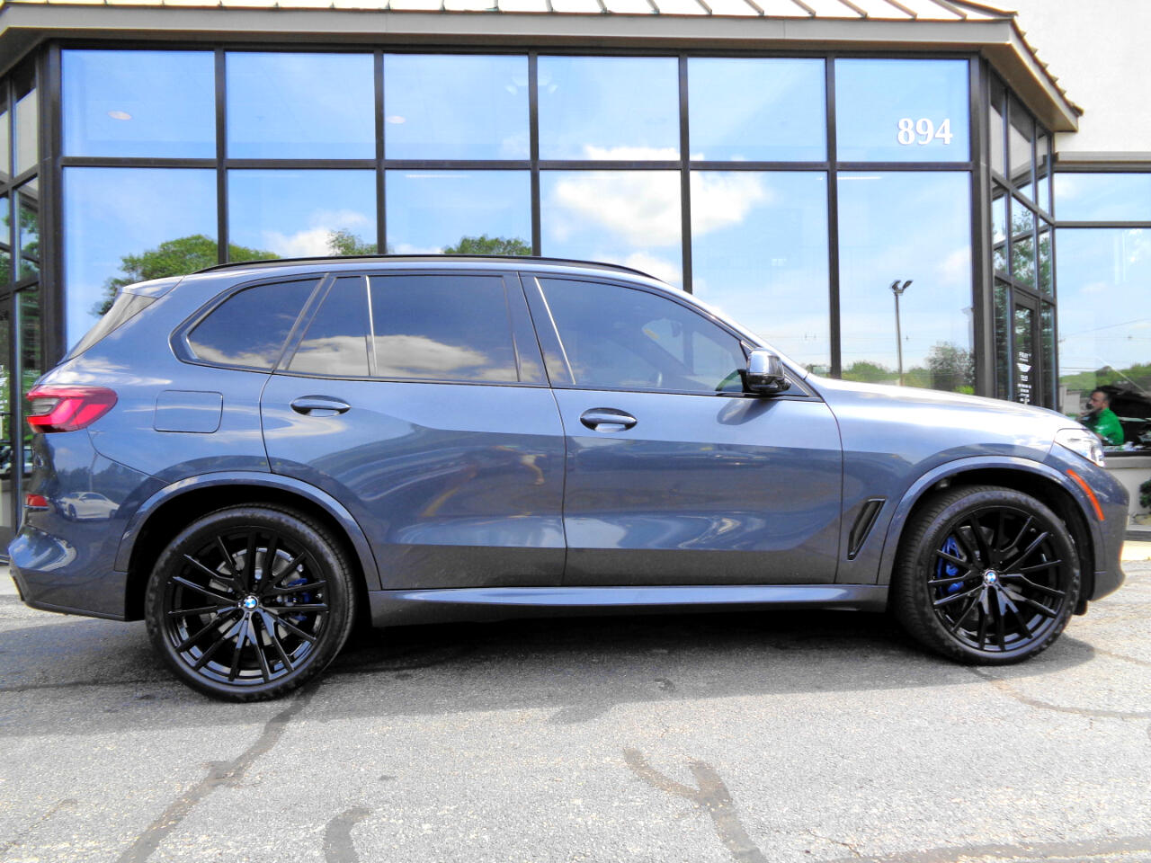 2021 Bmw X5 M50i photo 2